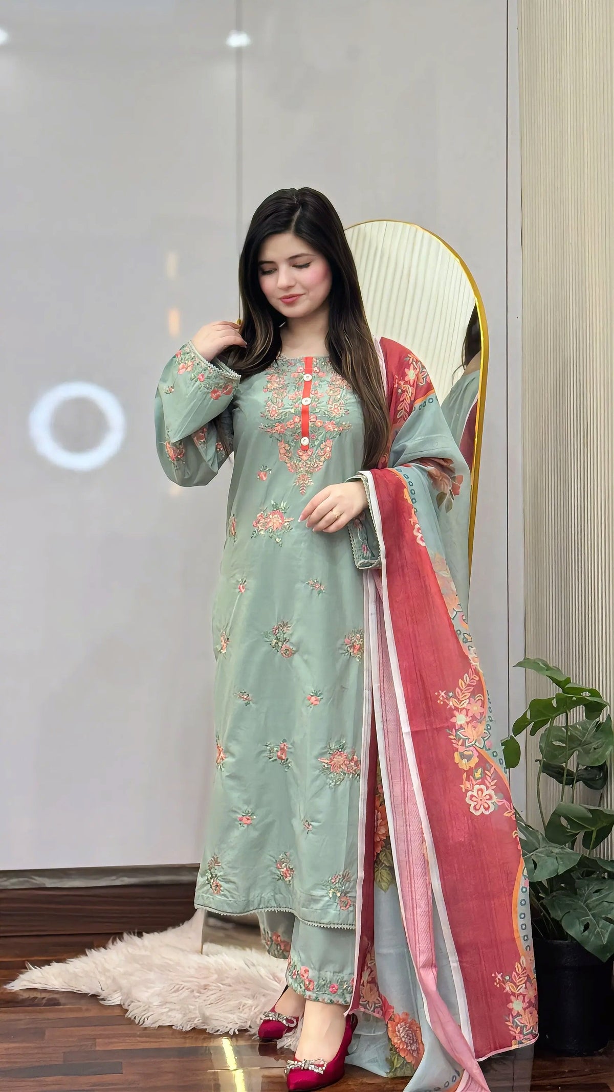 Sahar Embroidered Lawn 3Pc